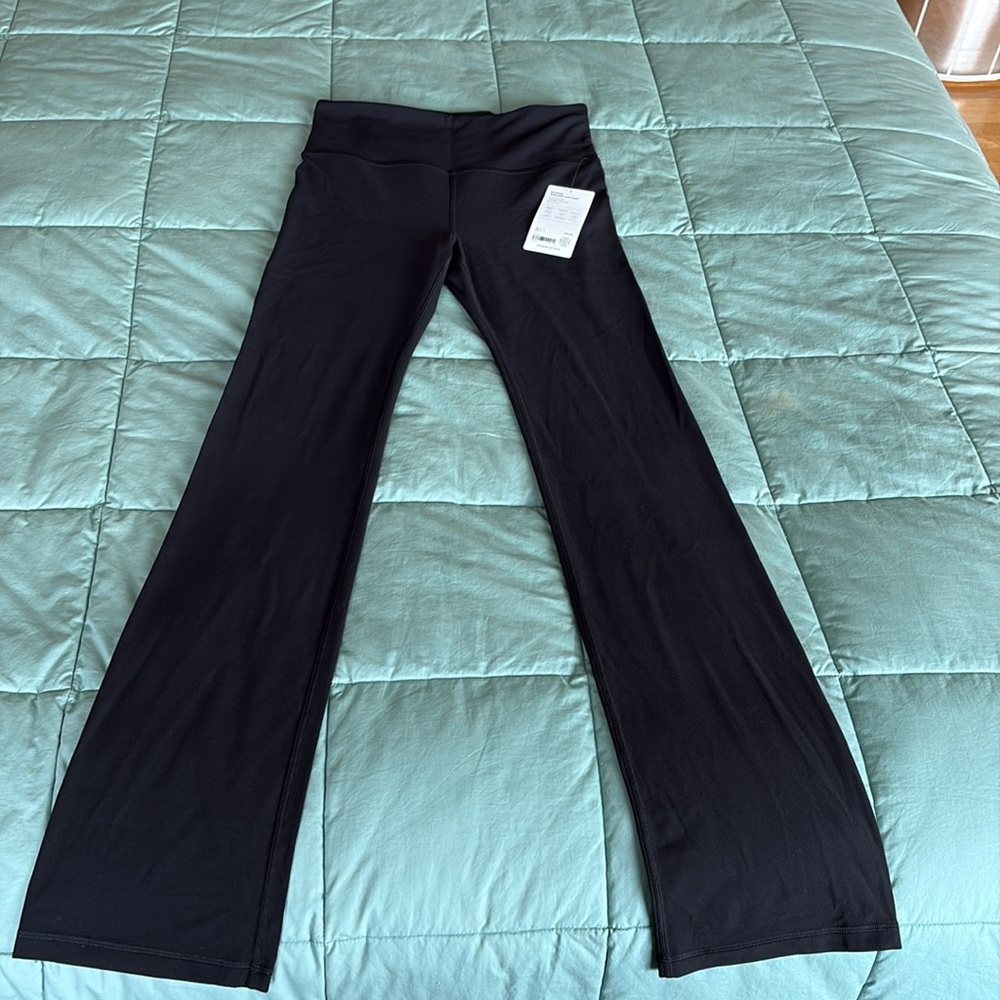 Athleta Elation Straight Leg Pant in Black size M Tall - Picture 3 of 5